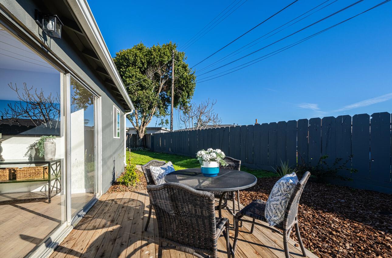 16 Sharon DR