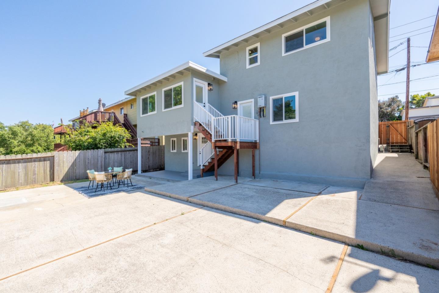 459 English Avenue