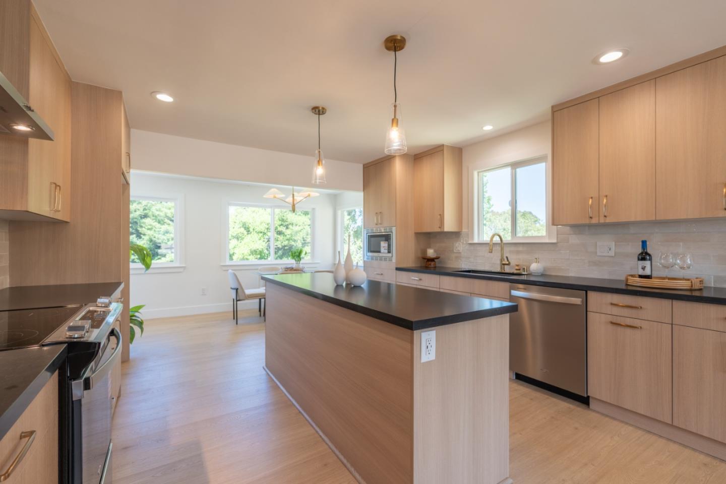 459 English Avenue
