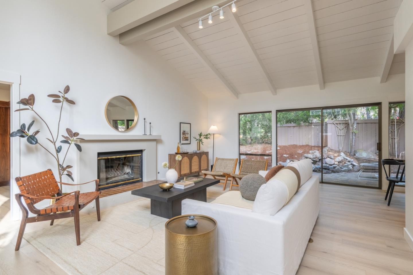 4091 Pine Meadows Way