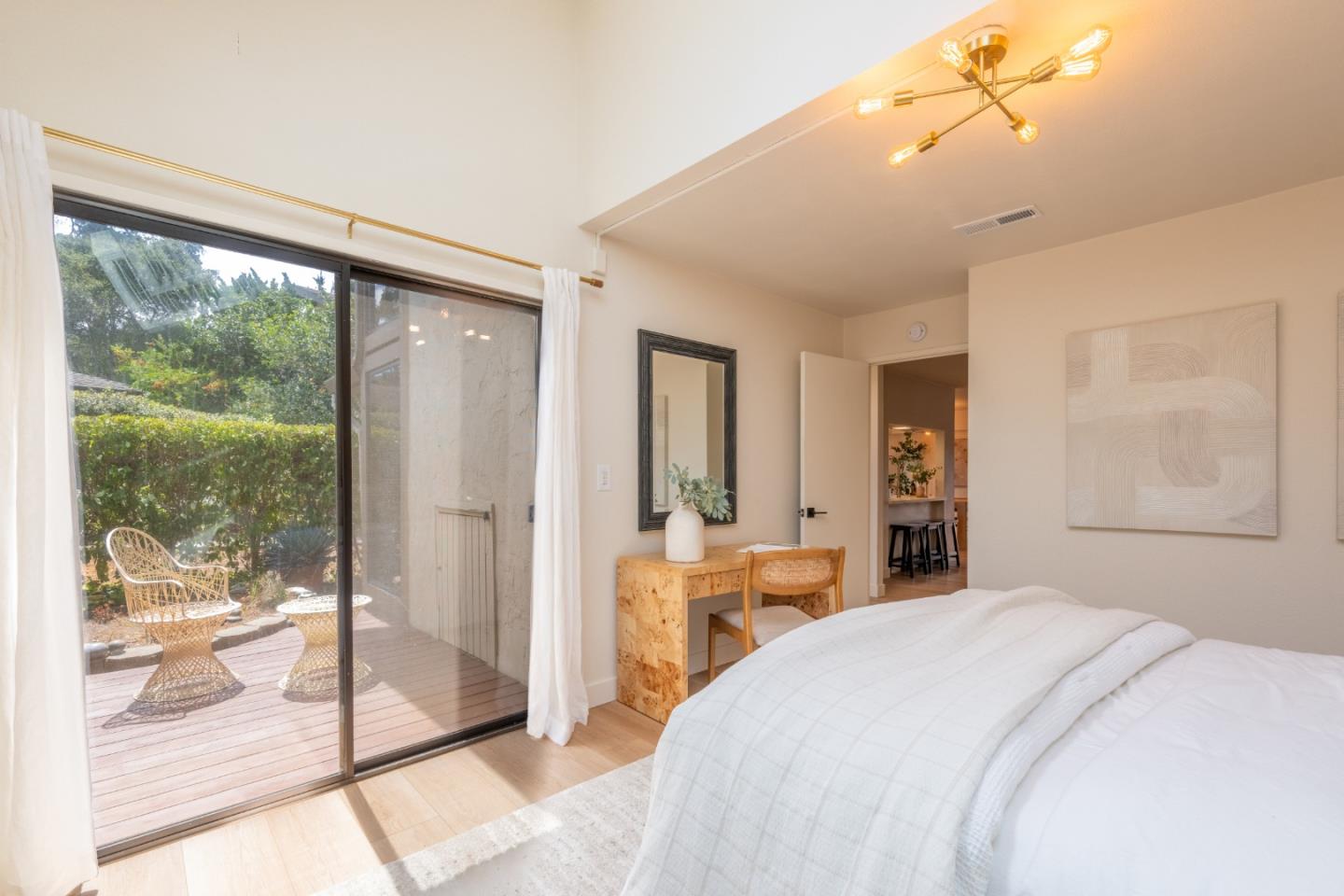 1360 Josselyn Canyon RD 33