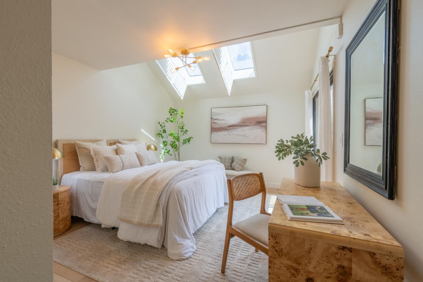 1360 Josselyn Canyon RD 33