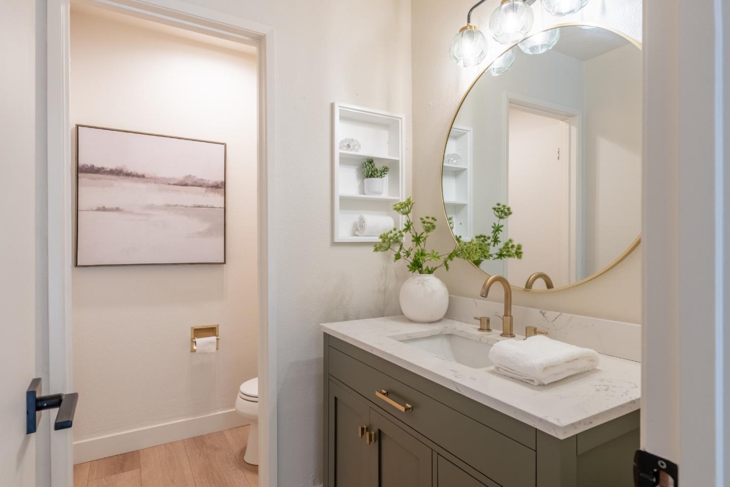 1360 Josselyn Canyon RD 33