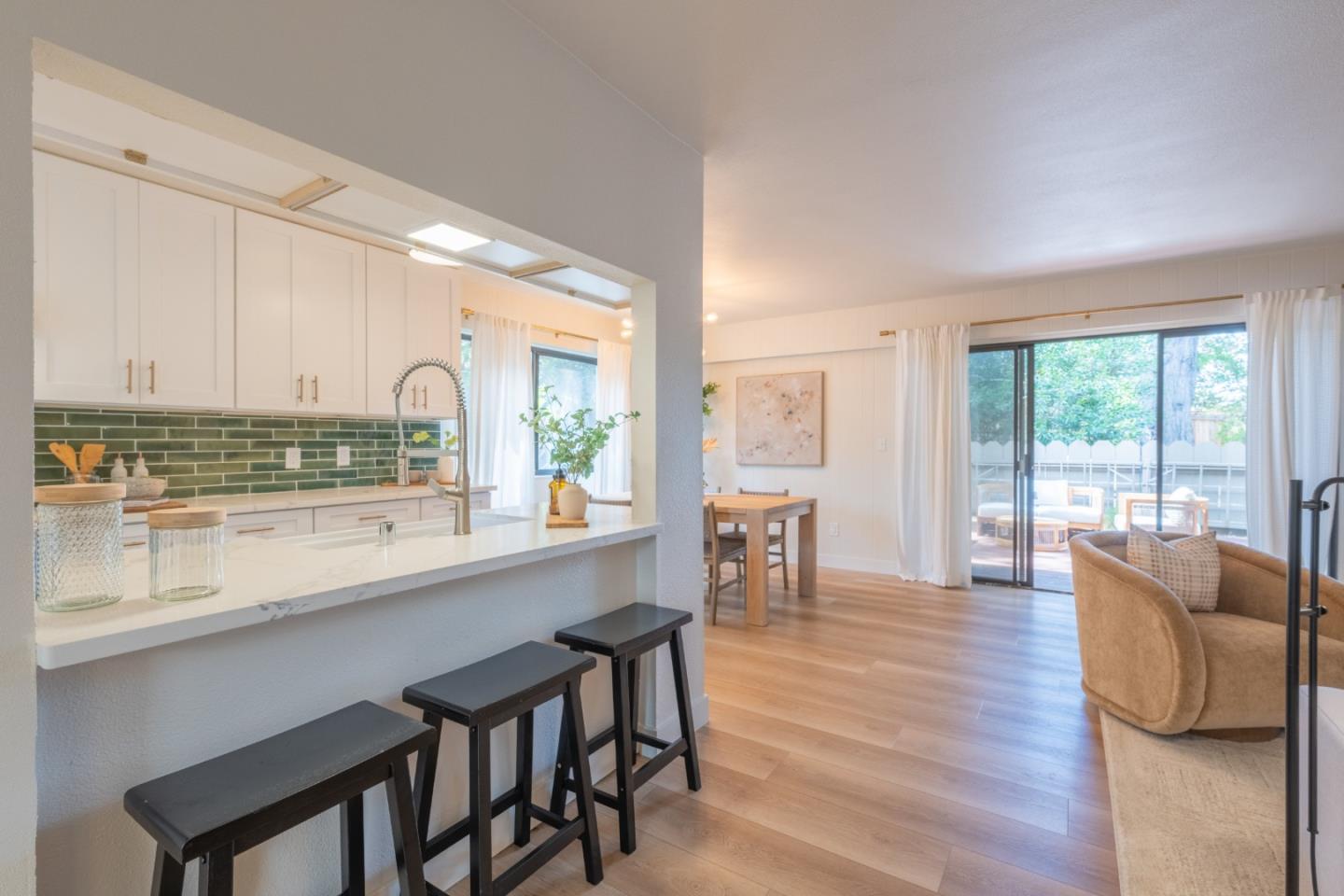 1360 Josselyn Canyon RD 33