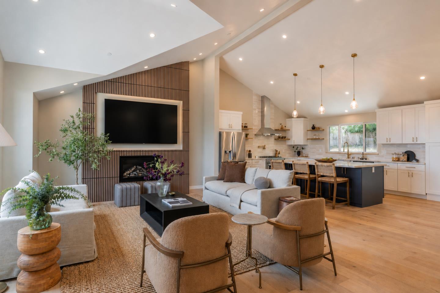 1 Walter Colton DR