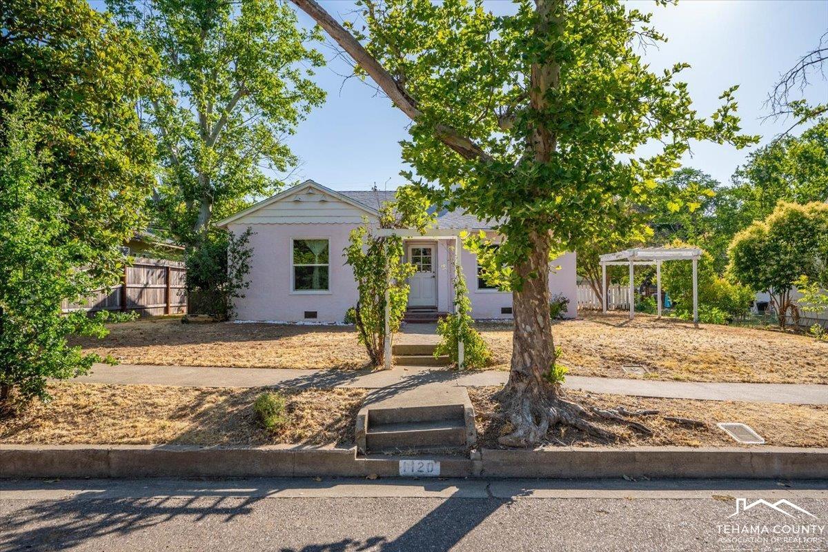 1120 Franklin Street