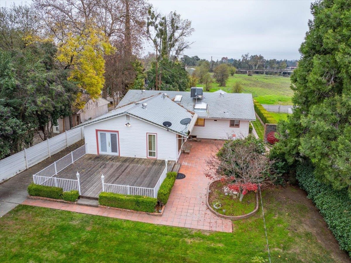 83 Damon Avenue