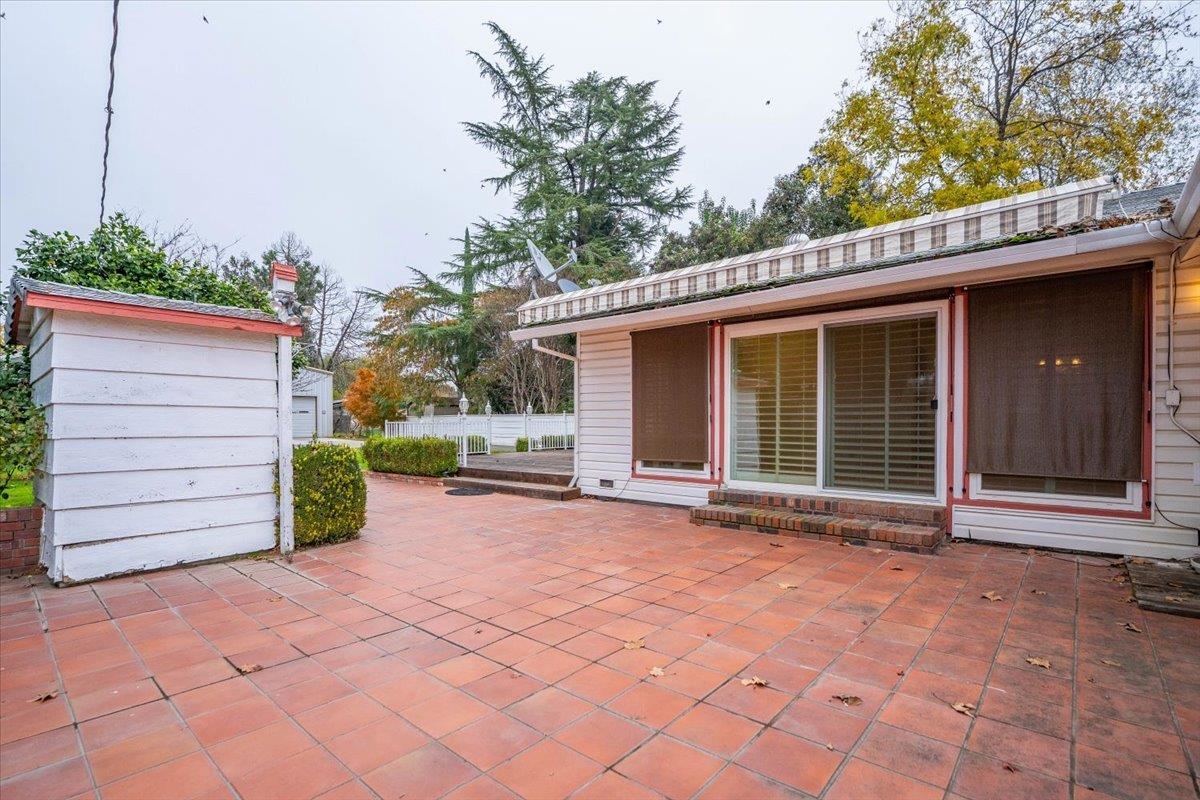 83 Damon Avenue