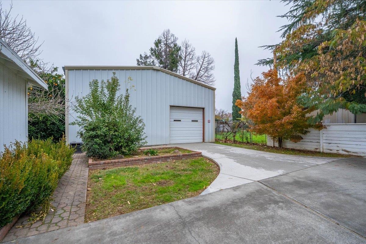83 Damon Avenue