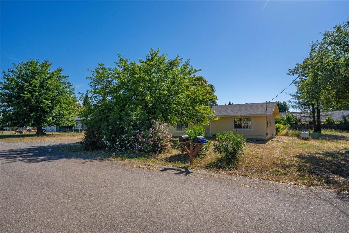12900 Arbor Lane