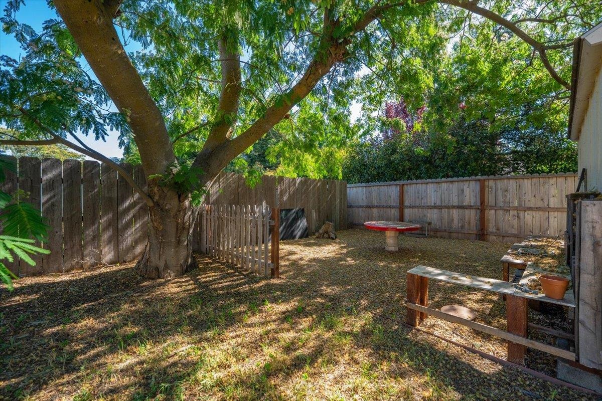 12900 Arbor Lane