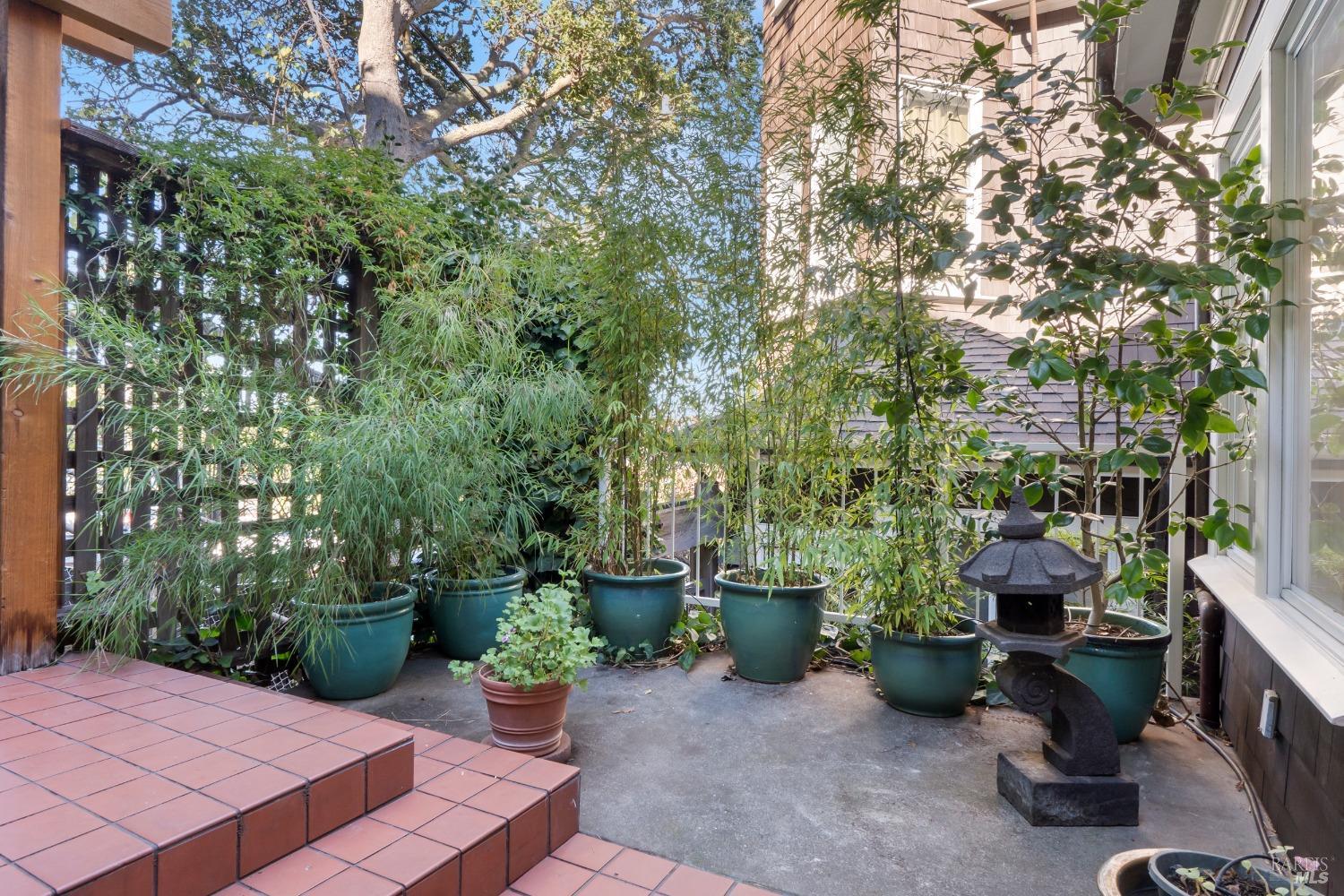 99 Bulkley Avenue