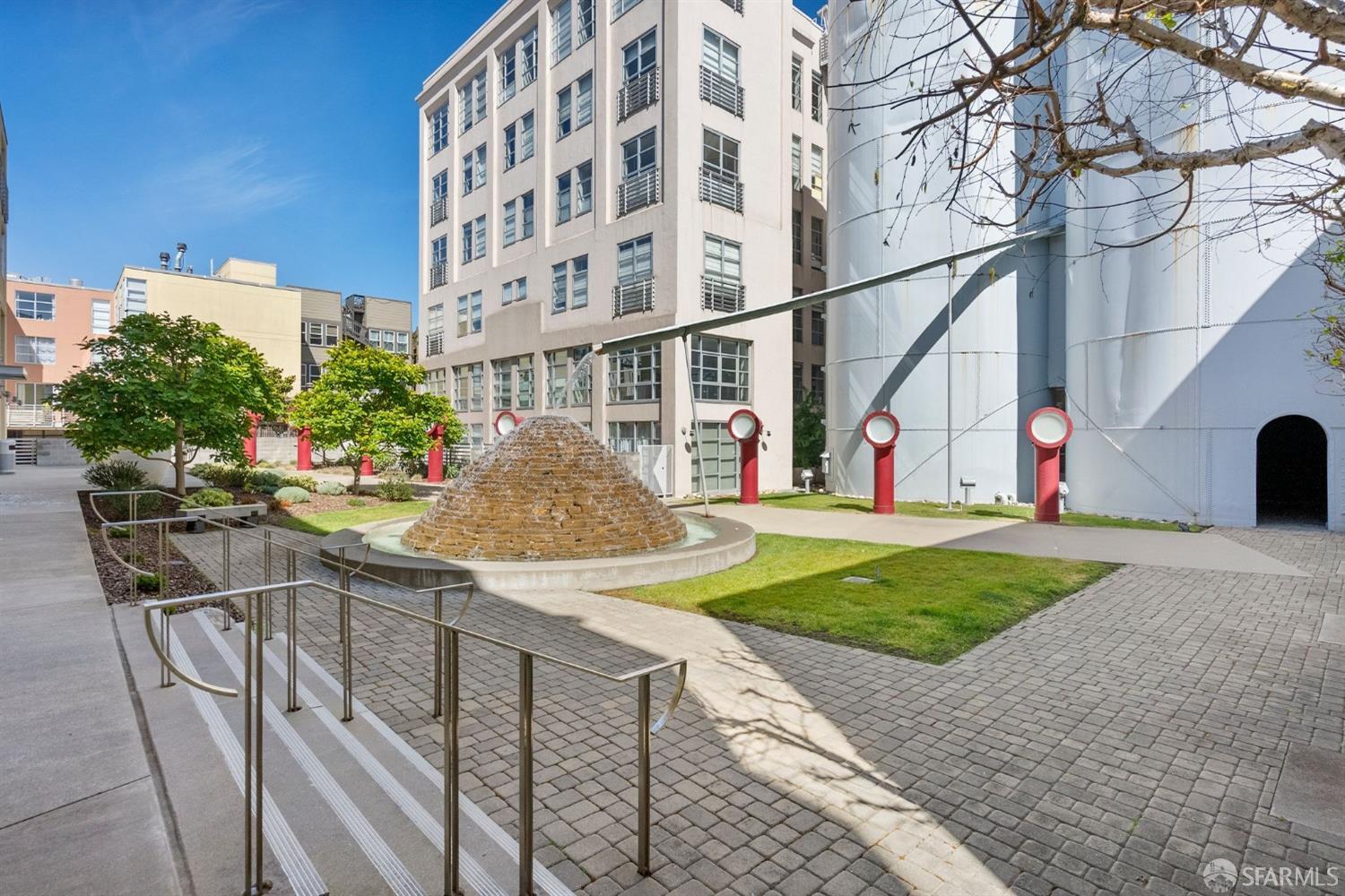 530 Chestnut Street # 303