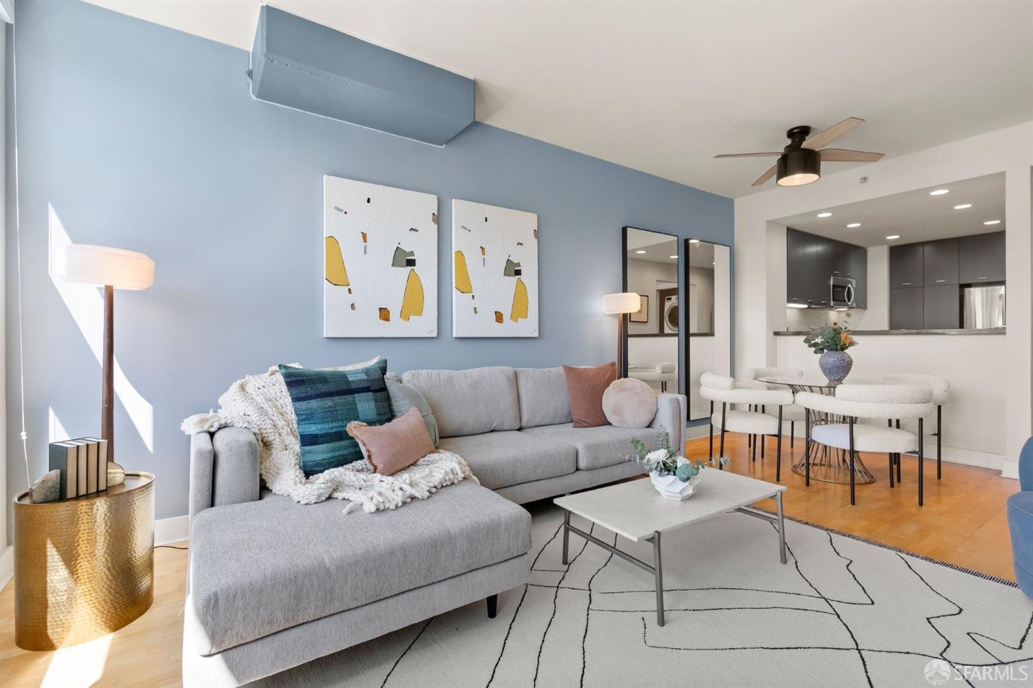 530 Chestnut Street # 303