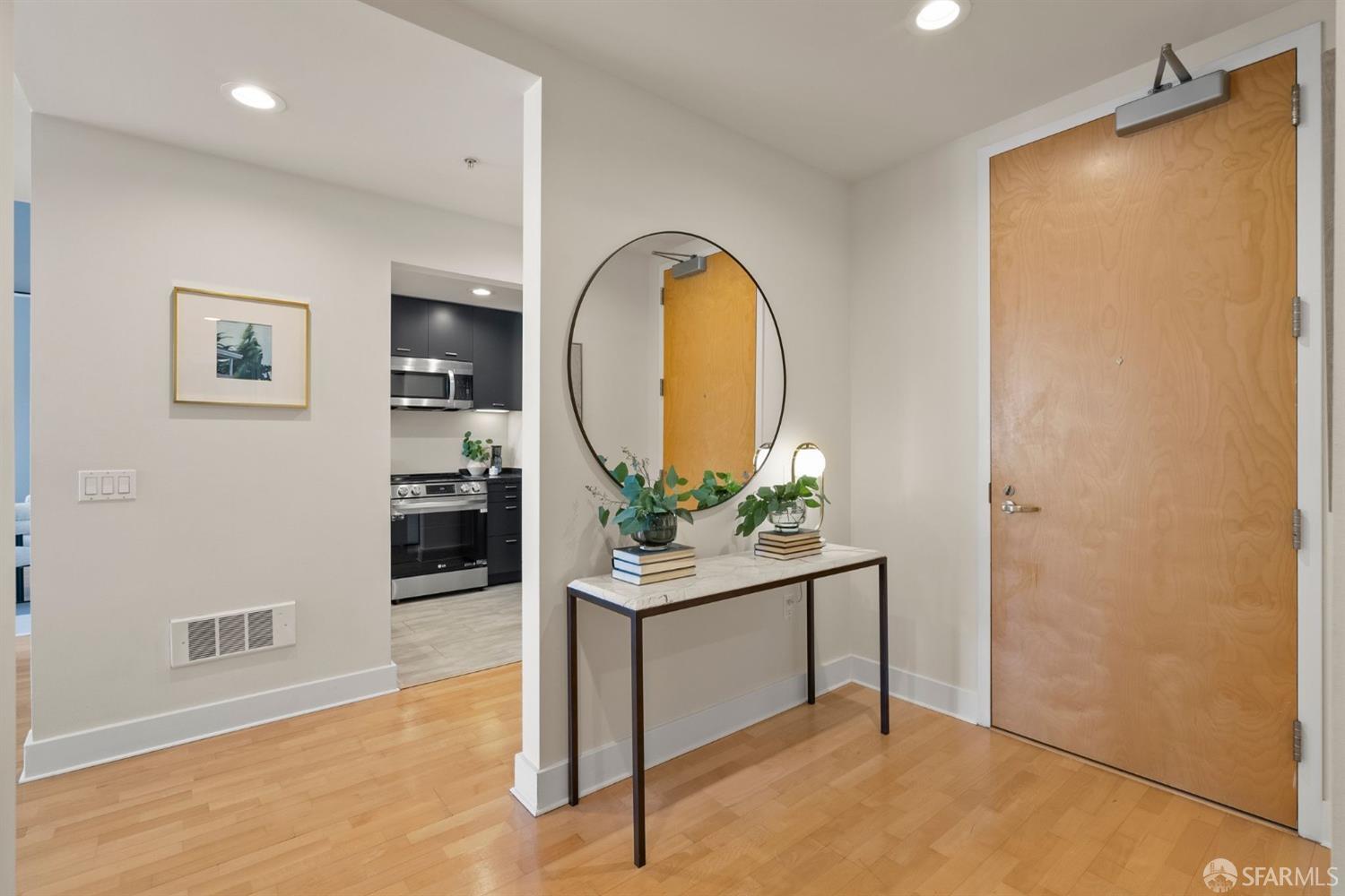 530 Chestnut Street # 303