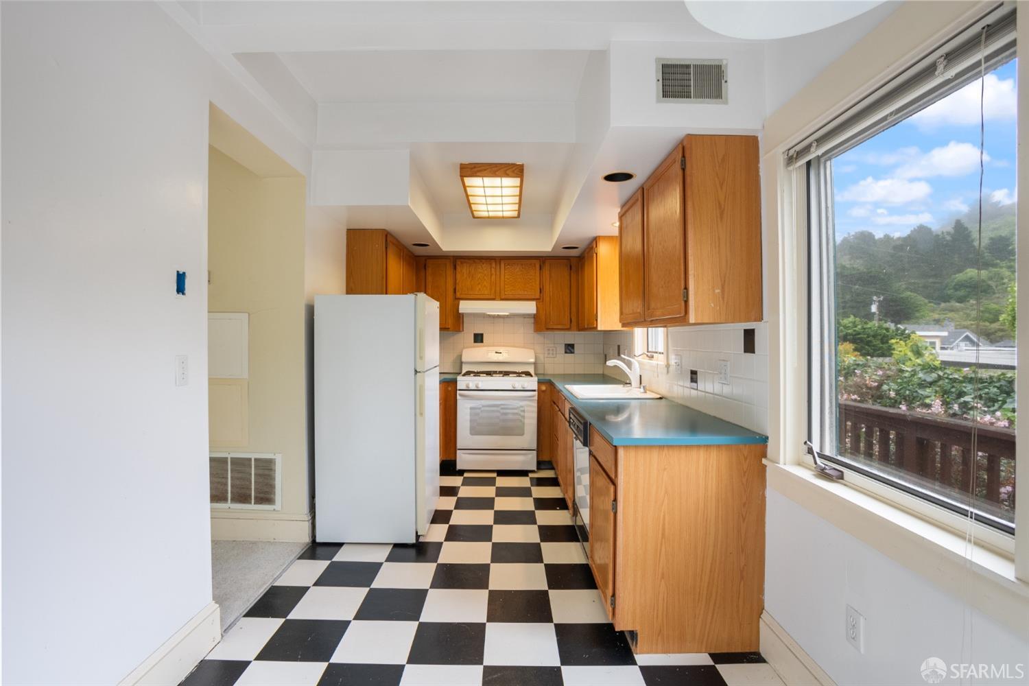 106 Bay View Road