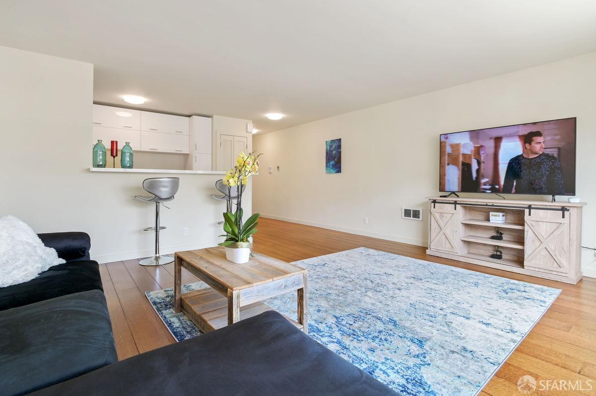 1635 10th Avenue # 1