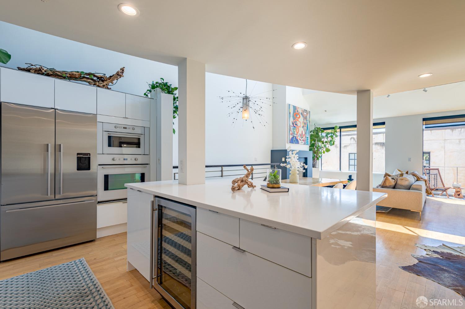 415 Bryant Street # 8