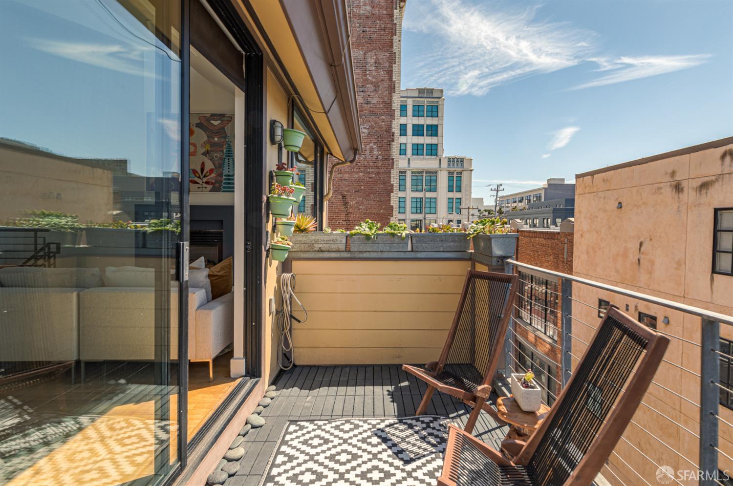 415 Bryant Street # 8