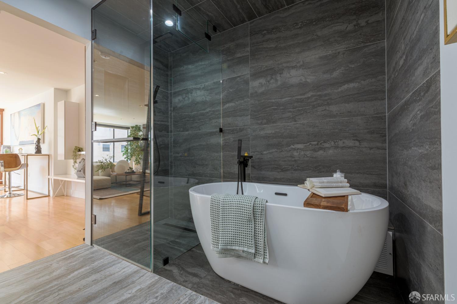 415 Bryant Street # 8