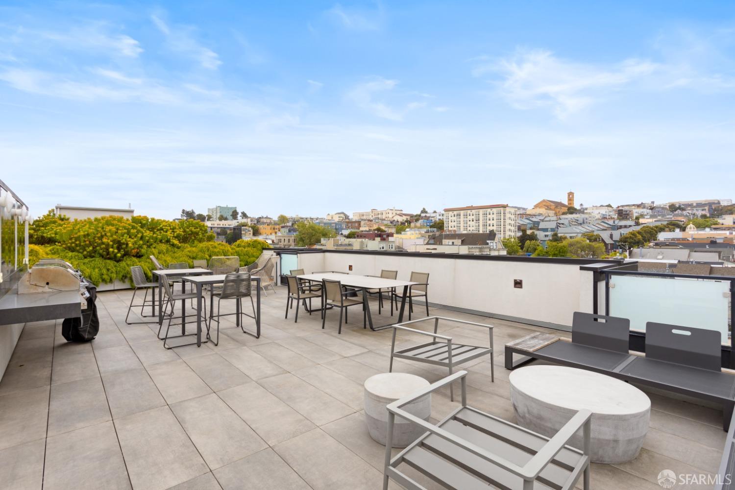 580 Hayes Street # 202