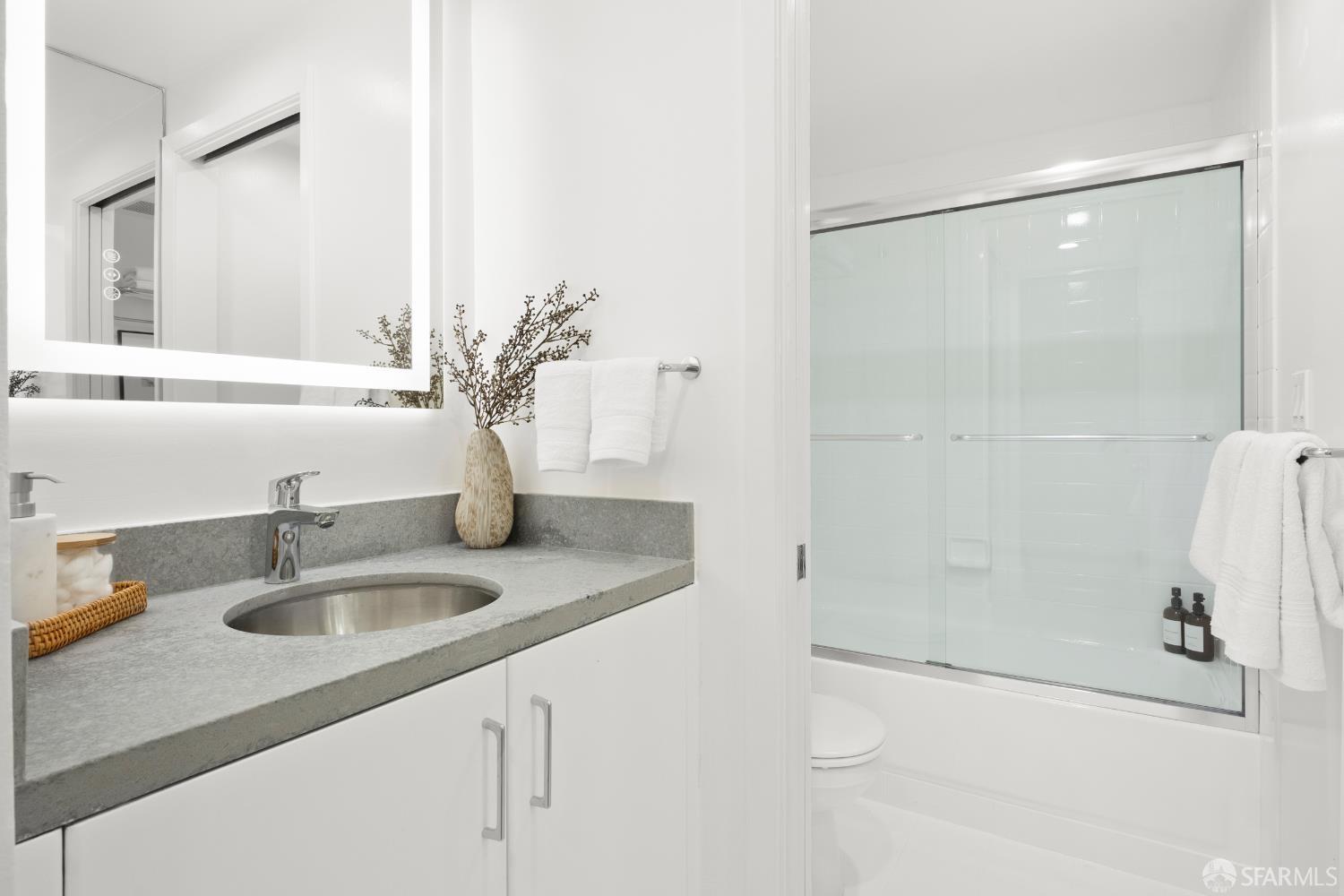 900 Bush Street # 812