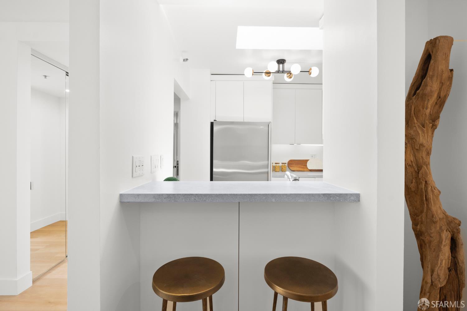 900 Bush Street # 812