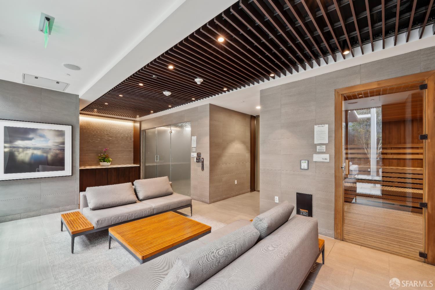 41 Tehama Street # 33