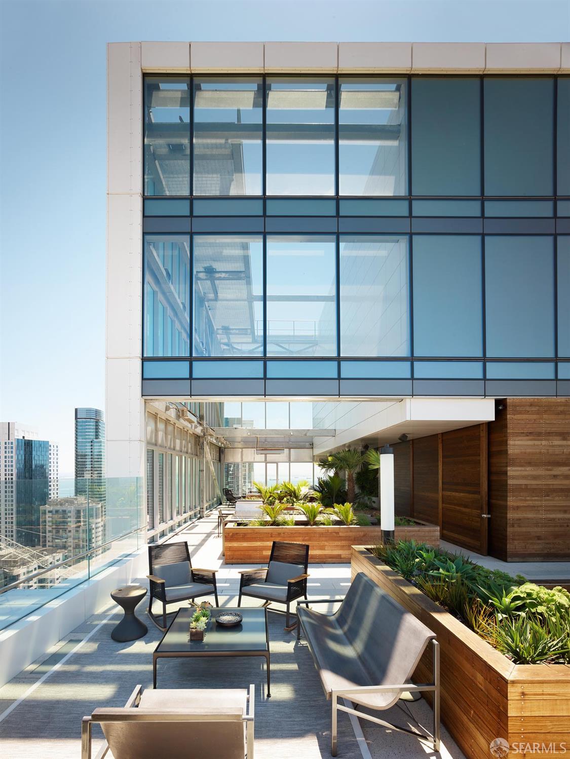 41 Tehama Street # 33