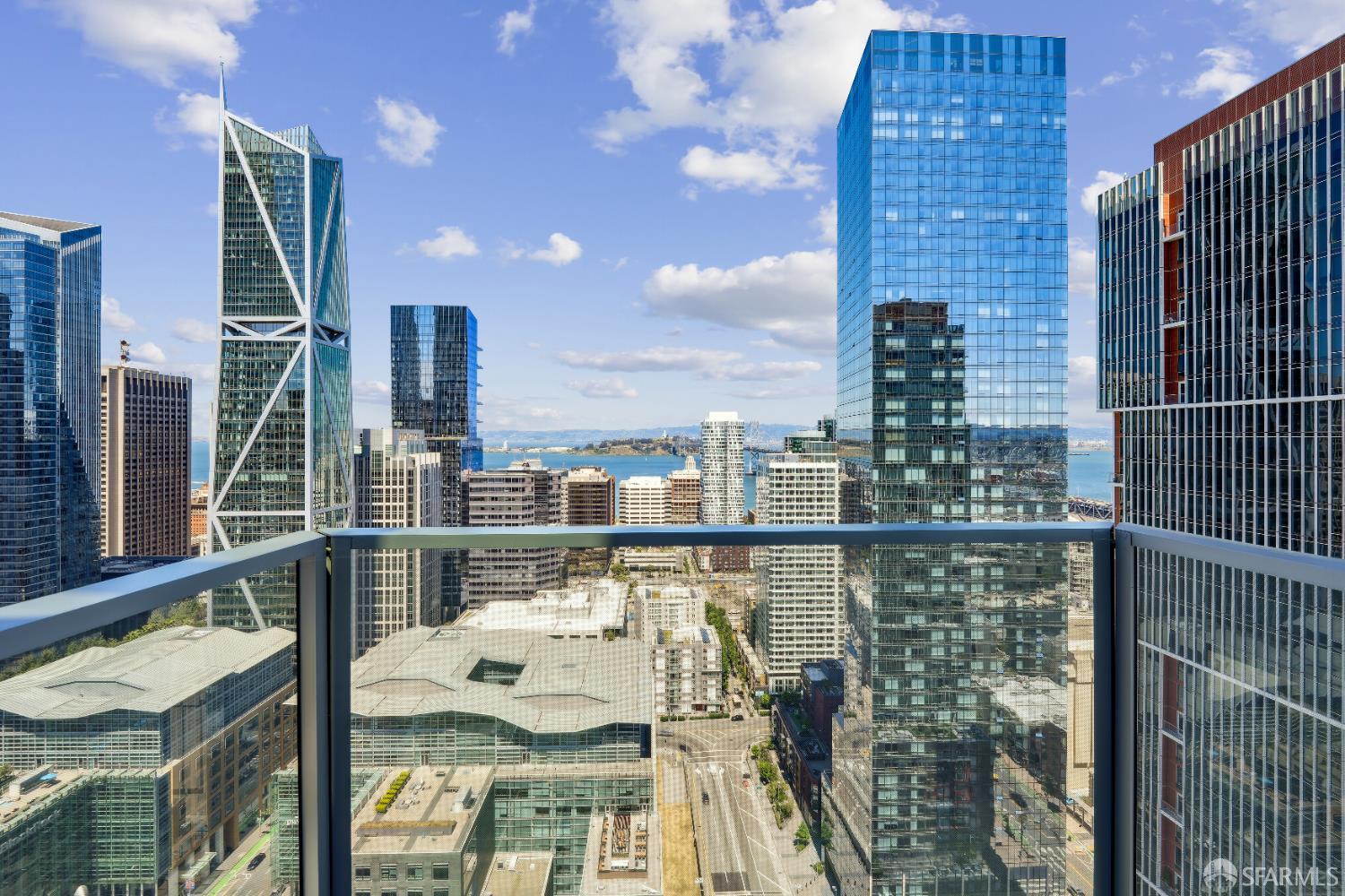 41 Tehama Street # 33