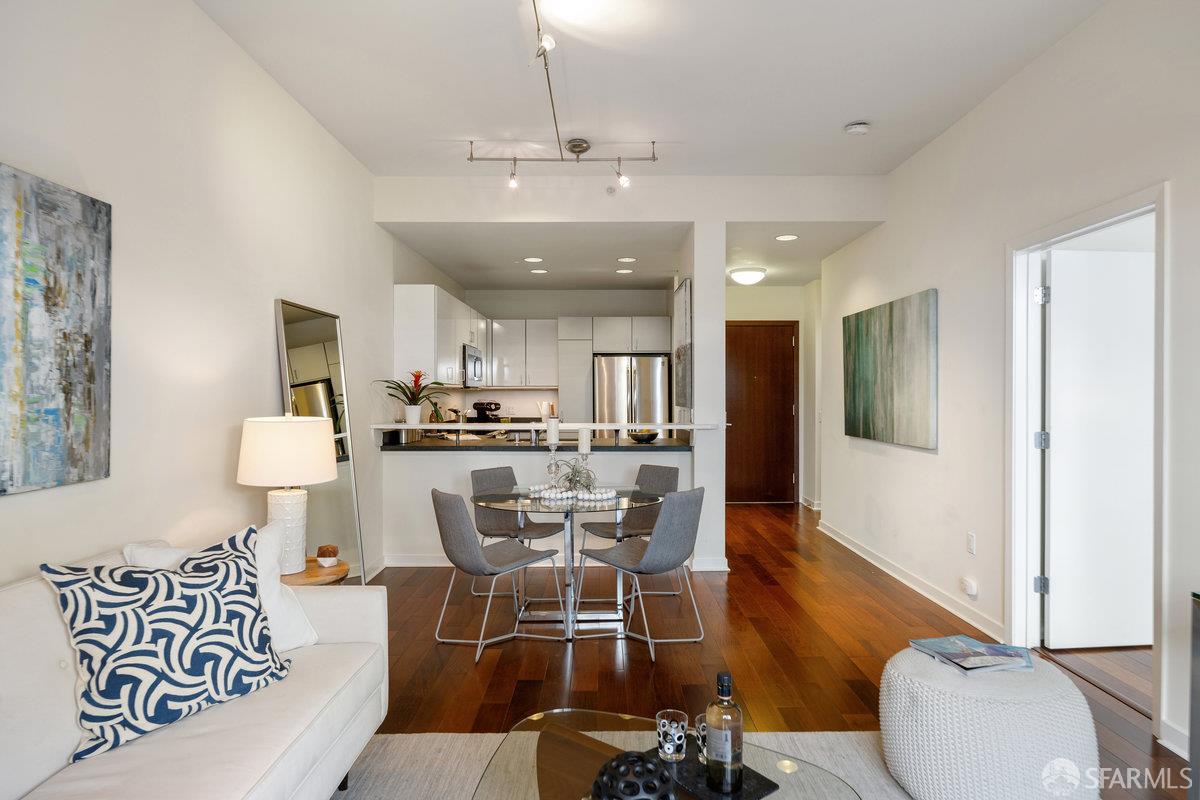 451 Kansas Street # 316