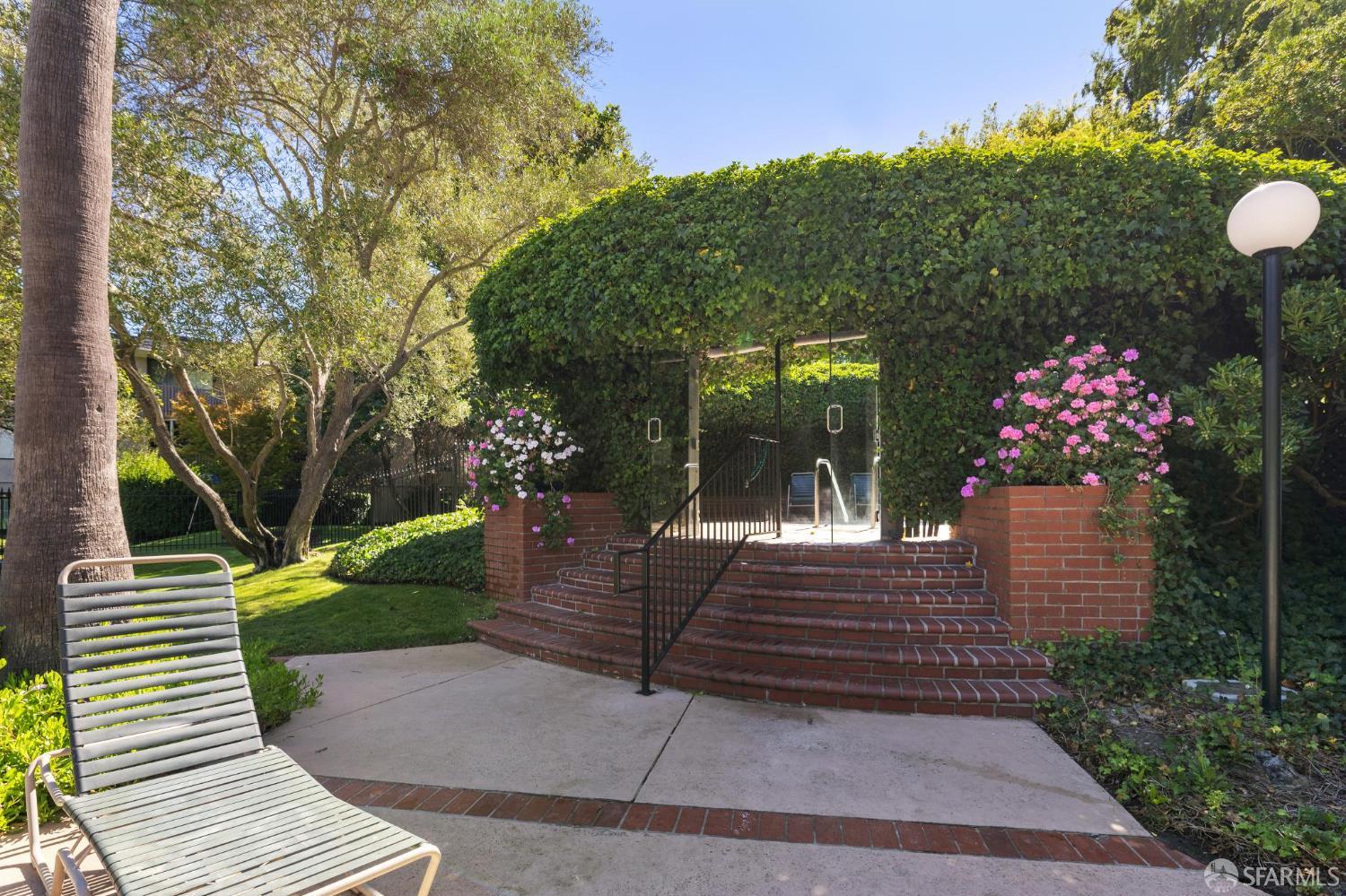 3256 Shelter Creek Lane