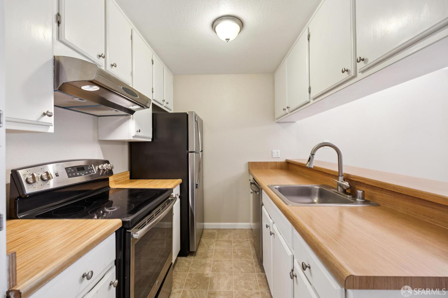 3256 Shelter Creek Lane