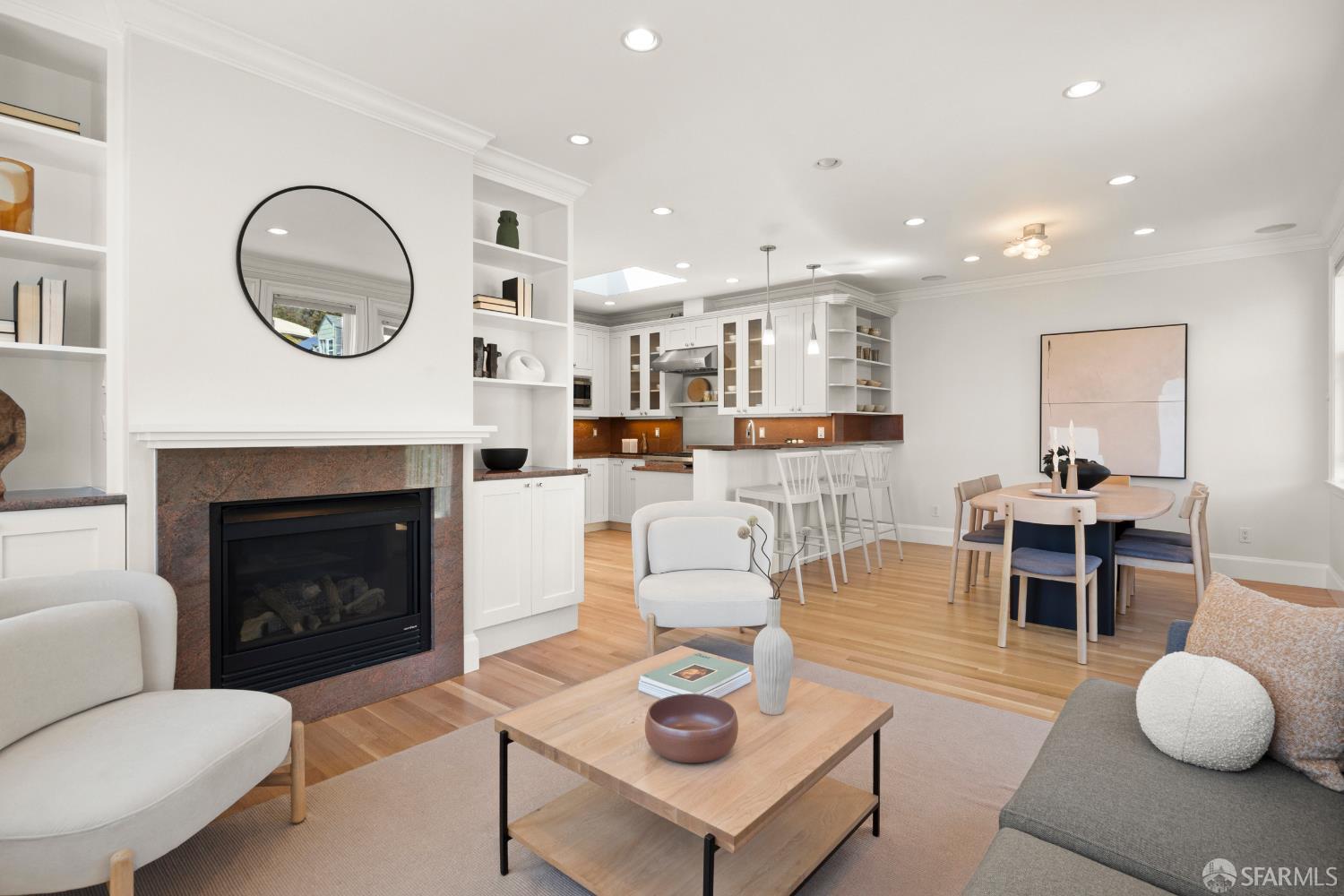 879 Hampshire Street