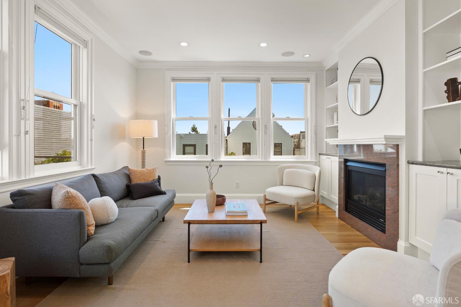 879 Hampshire Street