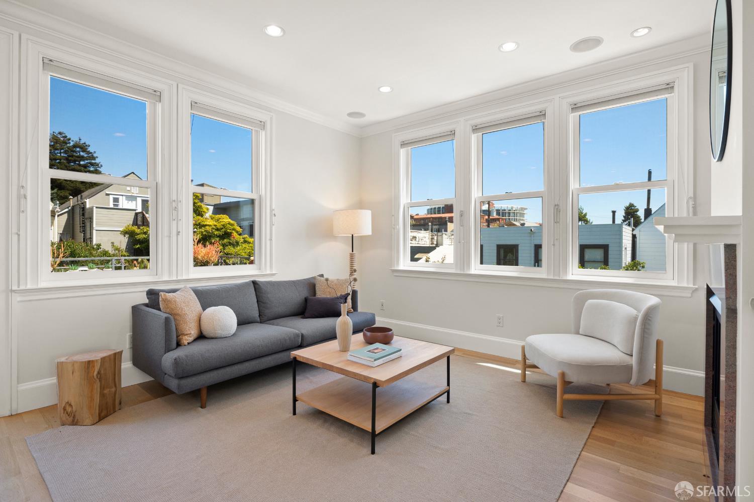 879 Hampshire Street