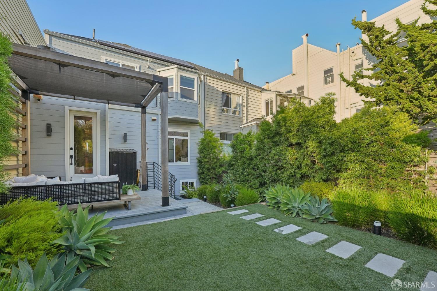 415 Cornwall Street