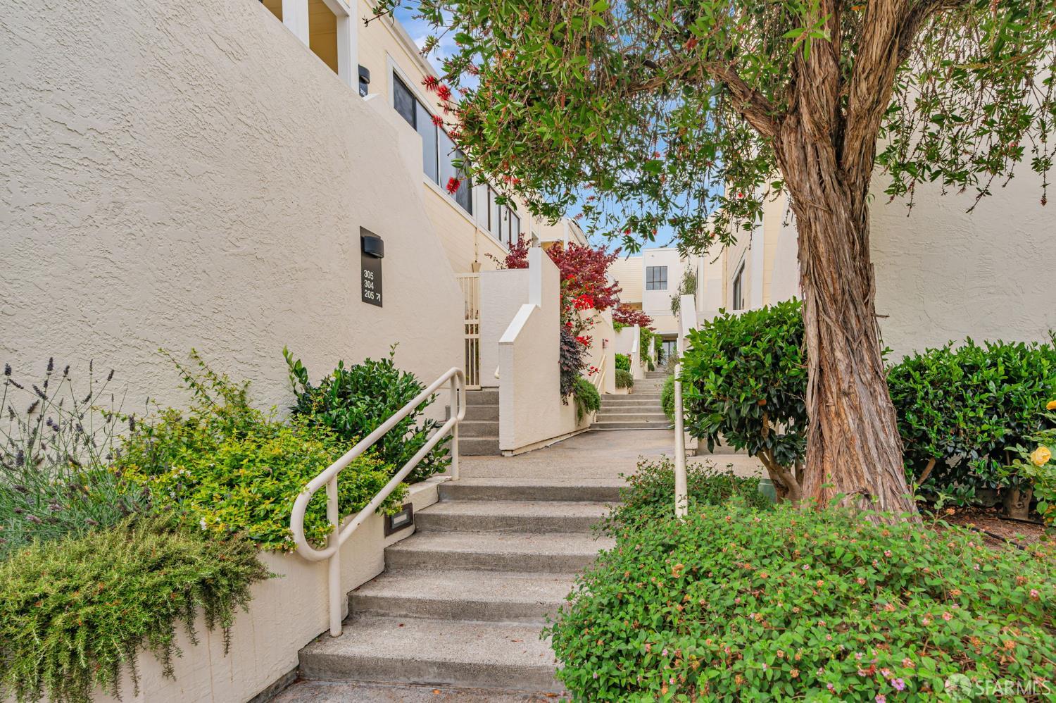 2185 Bush Street # 308