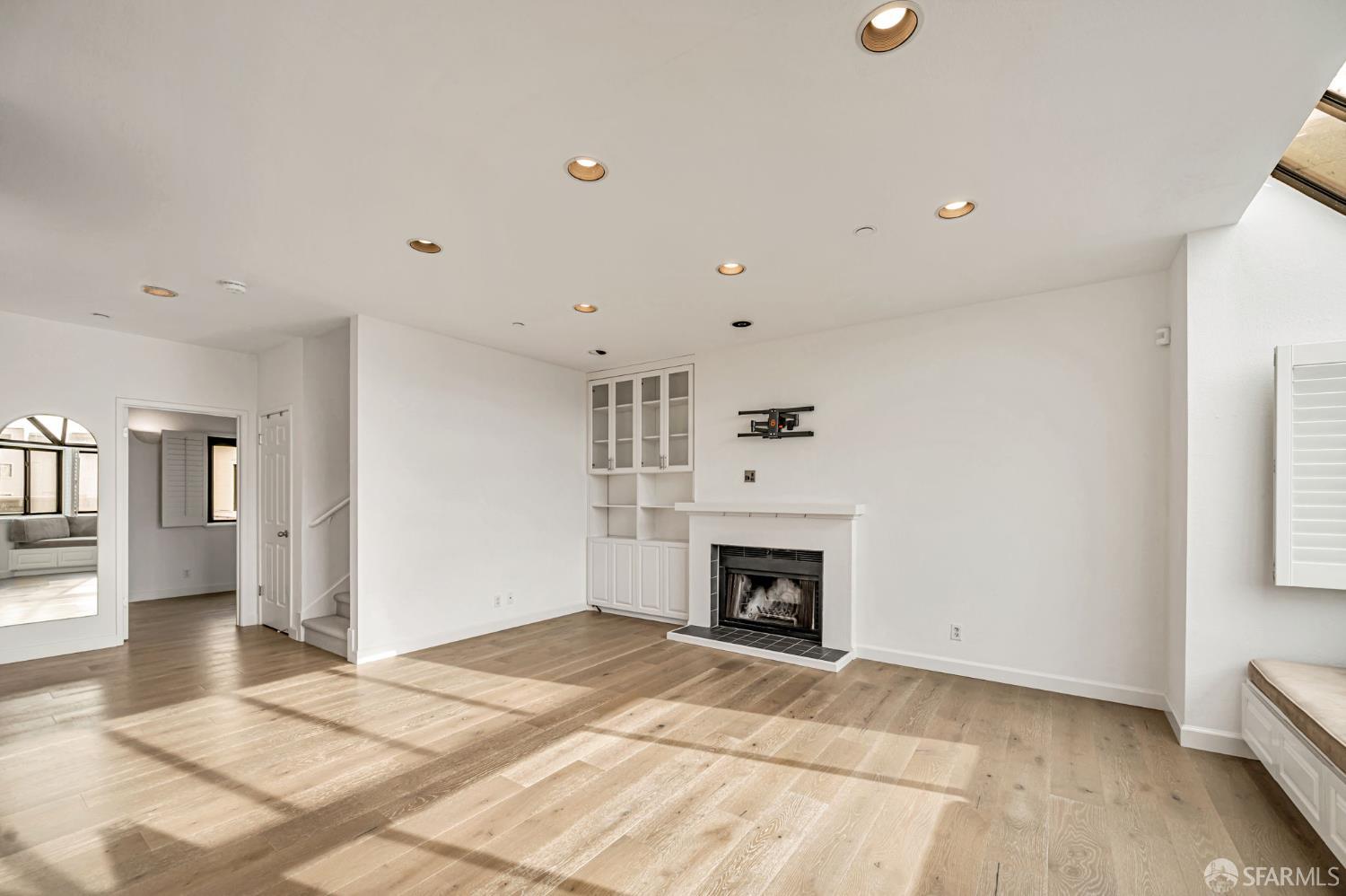 2185 Bush Street # 308