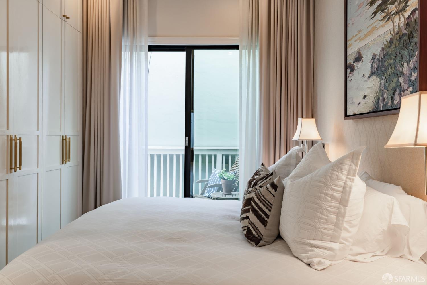 2217 Pacific Avenue # 4