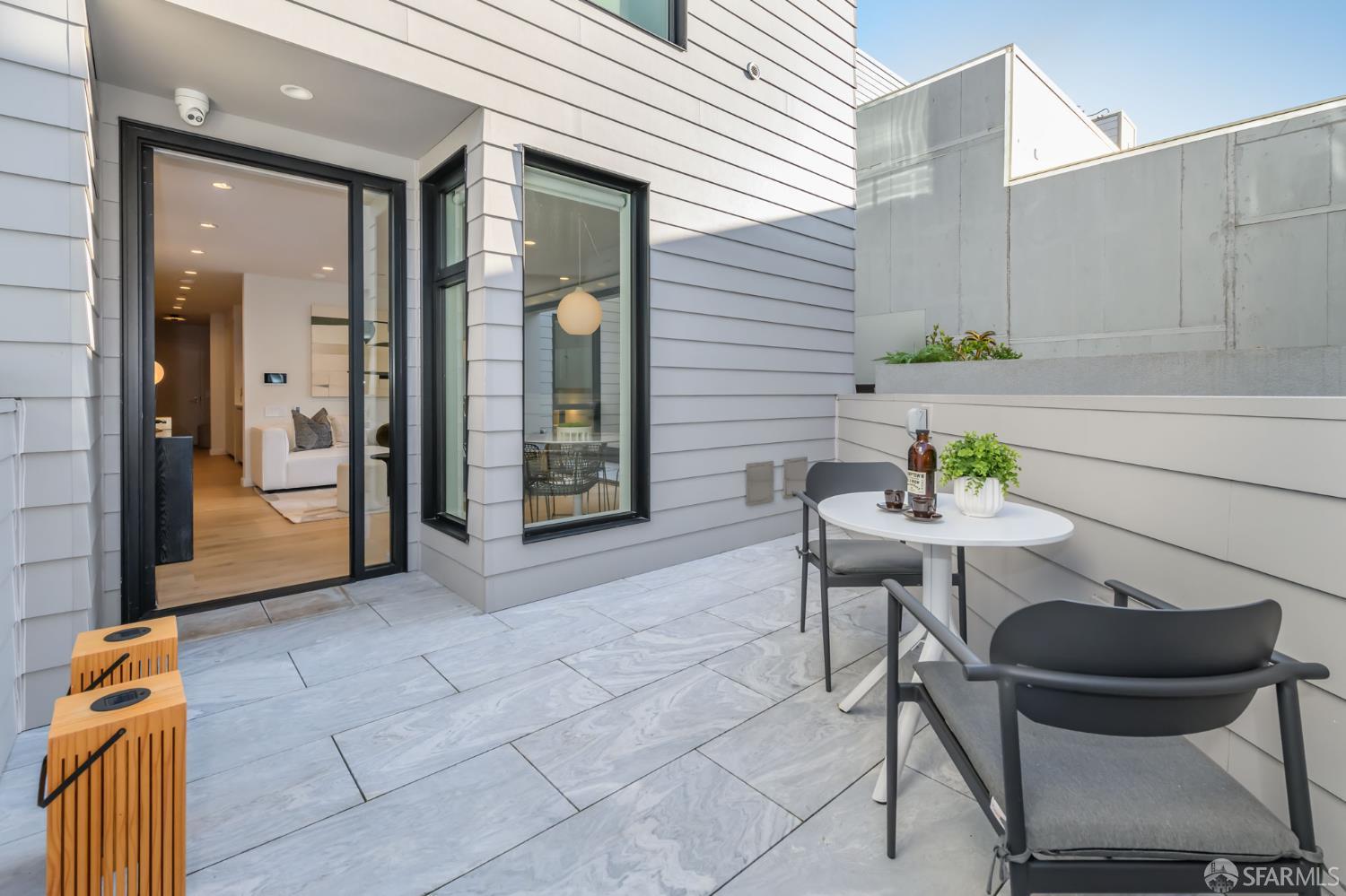 3310 Mission Street # 2