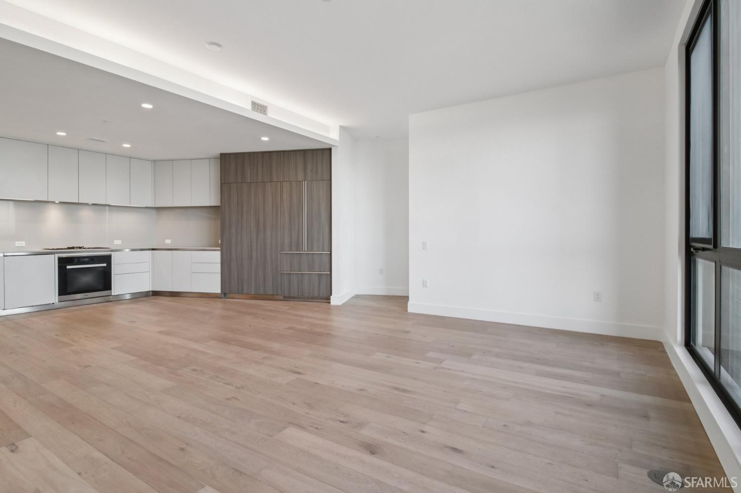 1 Bristol Court # 304