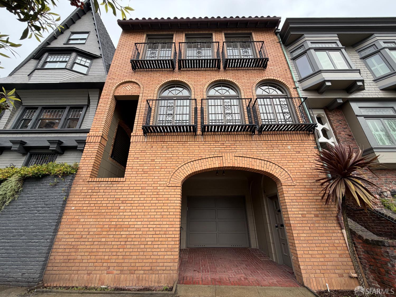 172 Arguello Boulevard