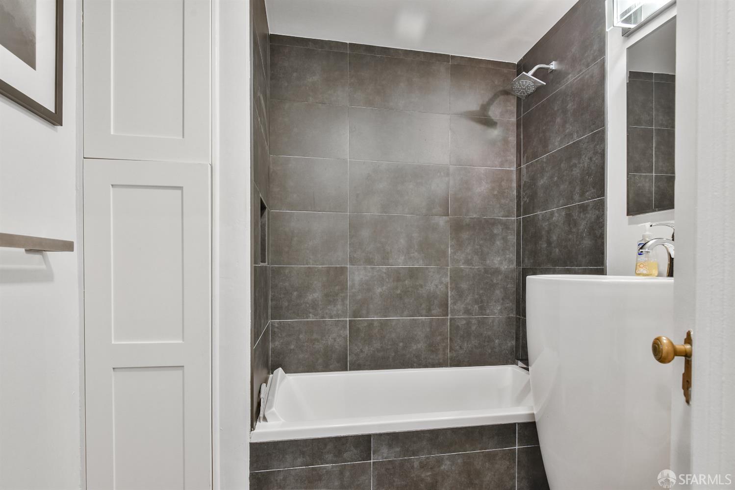 631 Ofarrell Street # 414