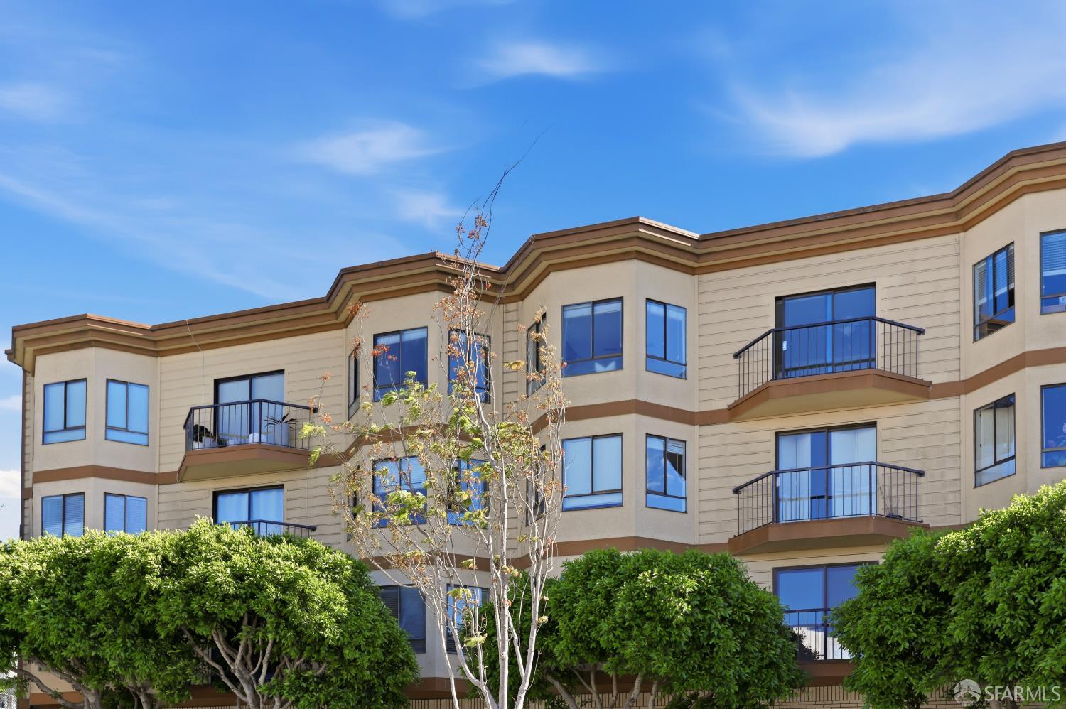 1461 Broadway Street # 405