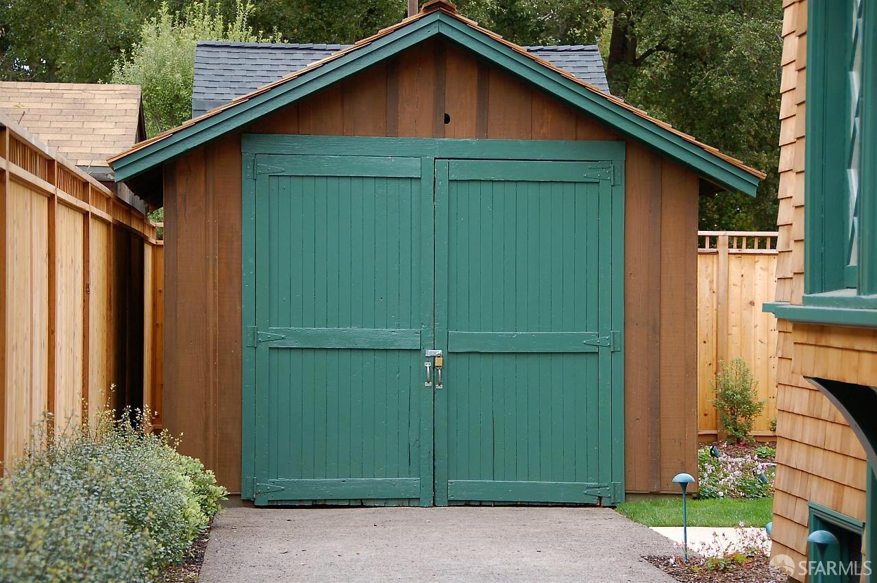 634 Wildwood Lane