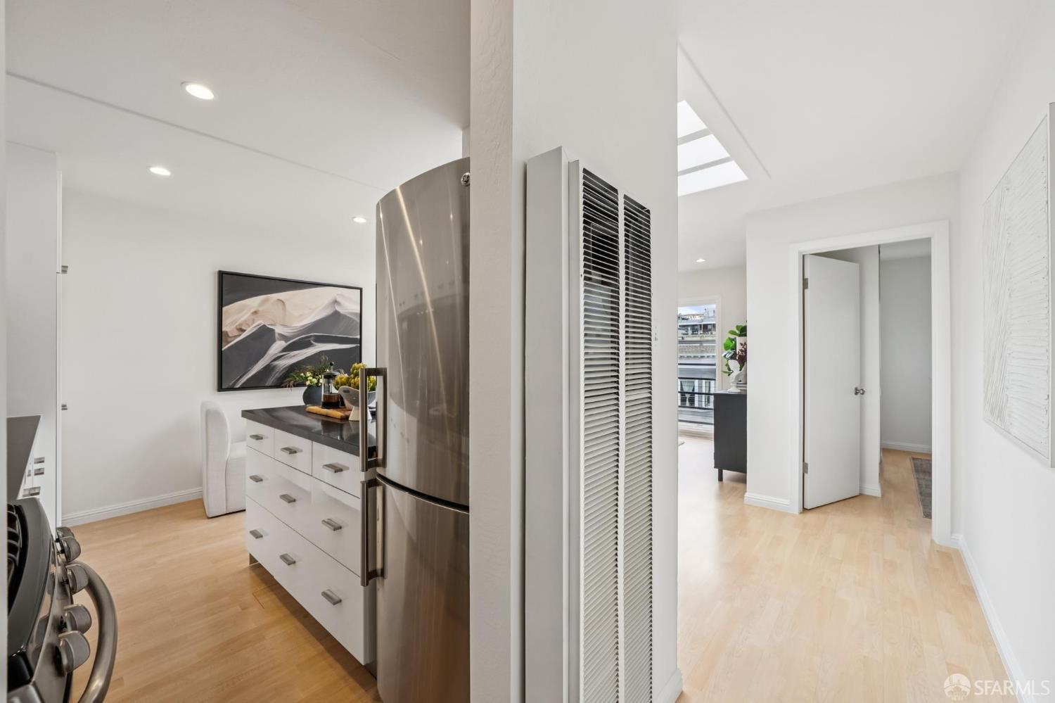 423 Waller Street # 7
