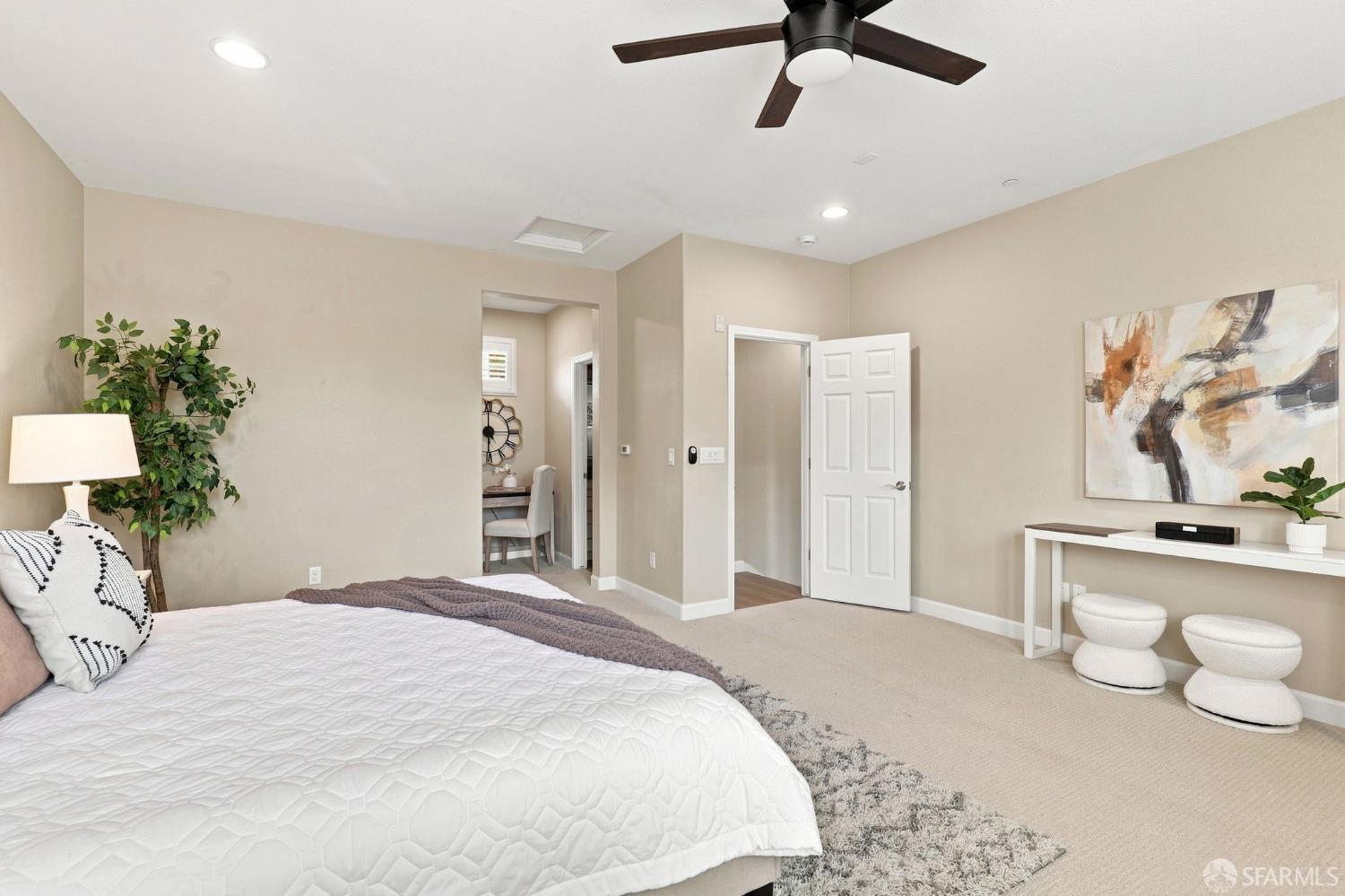 2541 Oak Road
