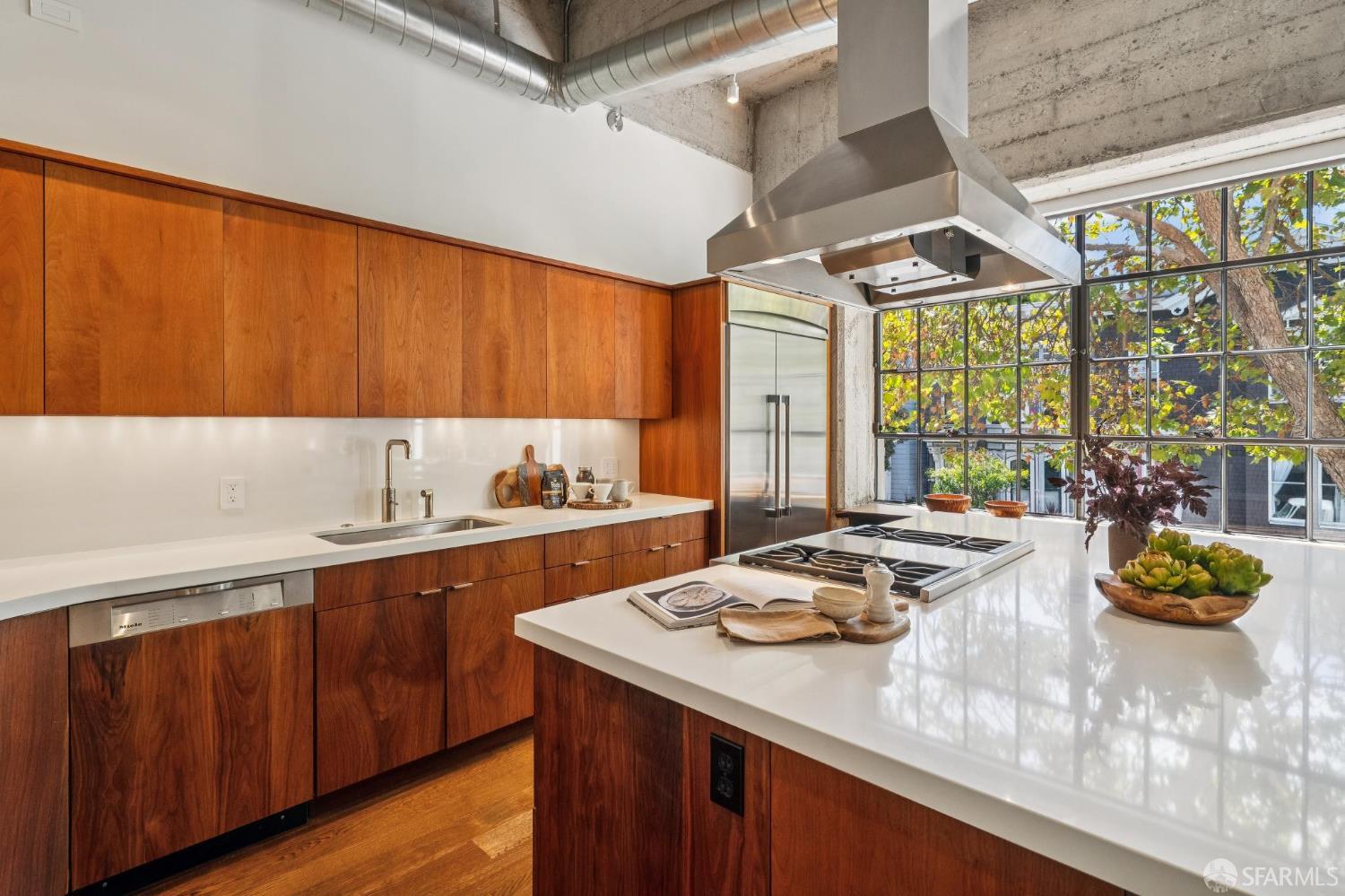 2140 Bush Street # 3