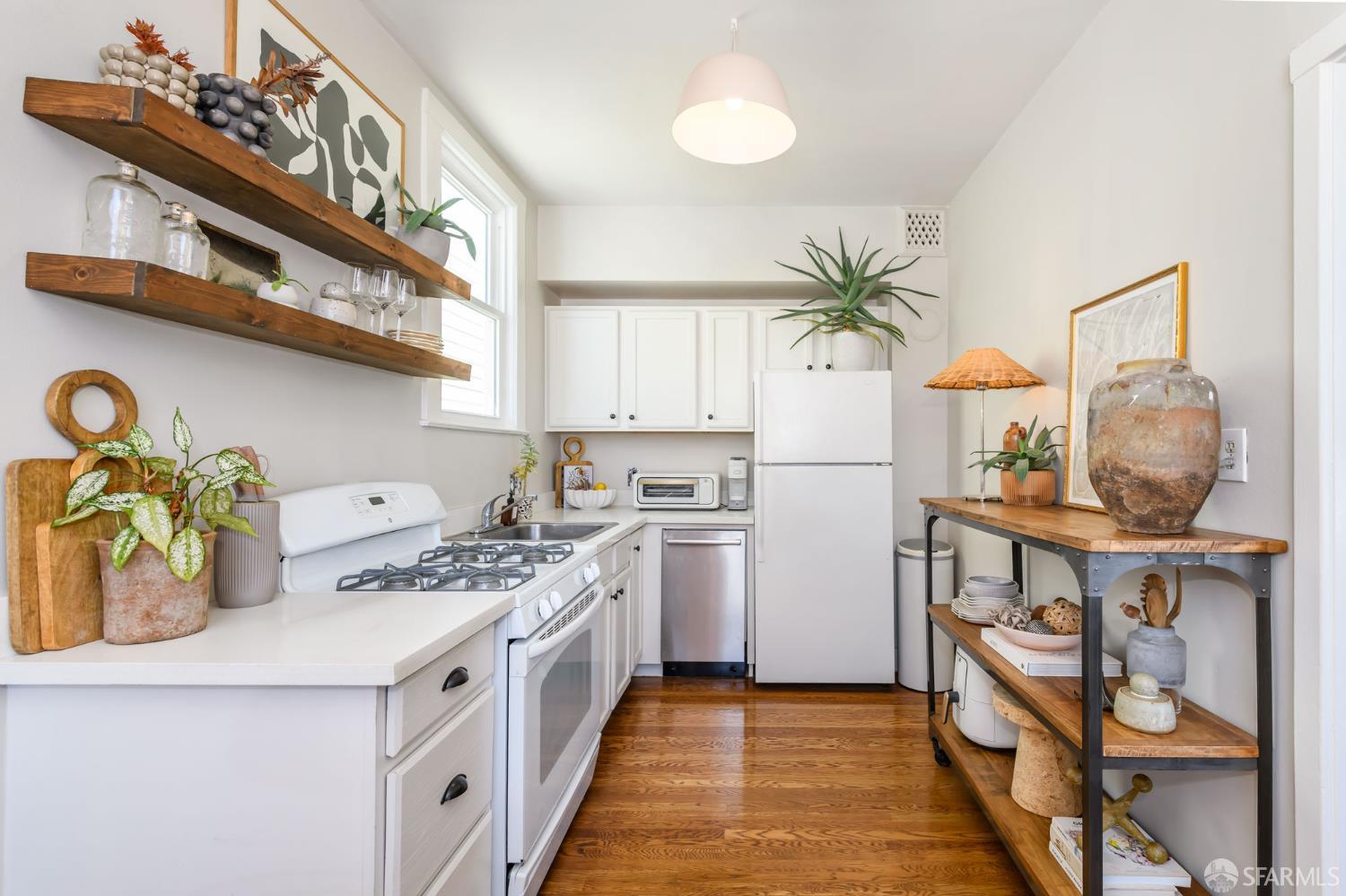 1905 Laguna Street # 306